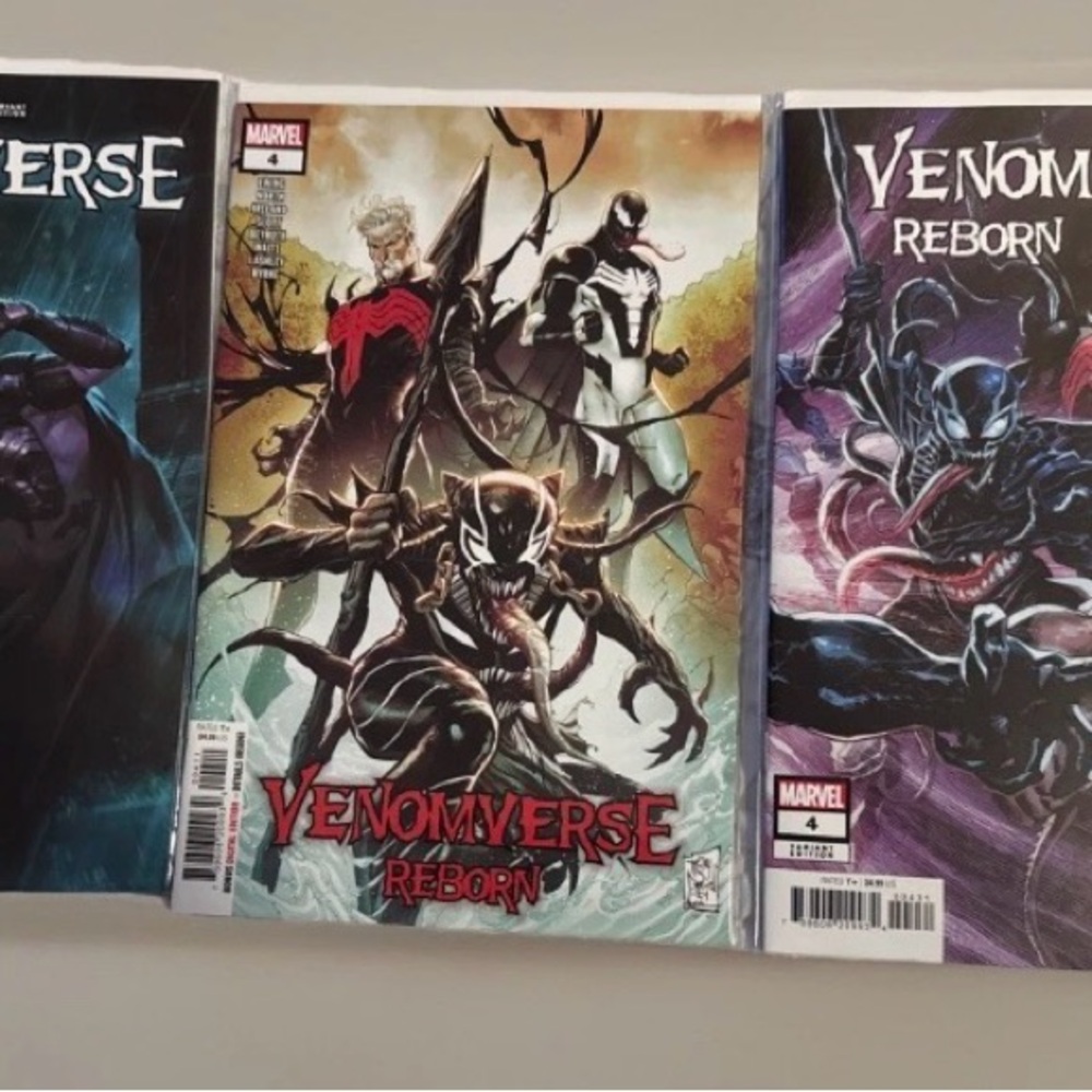Marvel Venomverse Reborn Comic Set - Red, Black, White